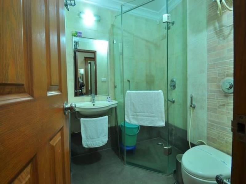 Hotel Treebo Palm Tree Palam Vihar Gurgaon Exterior foto